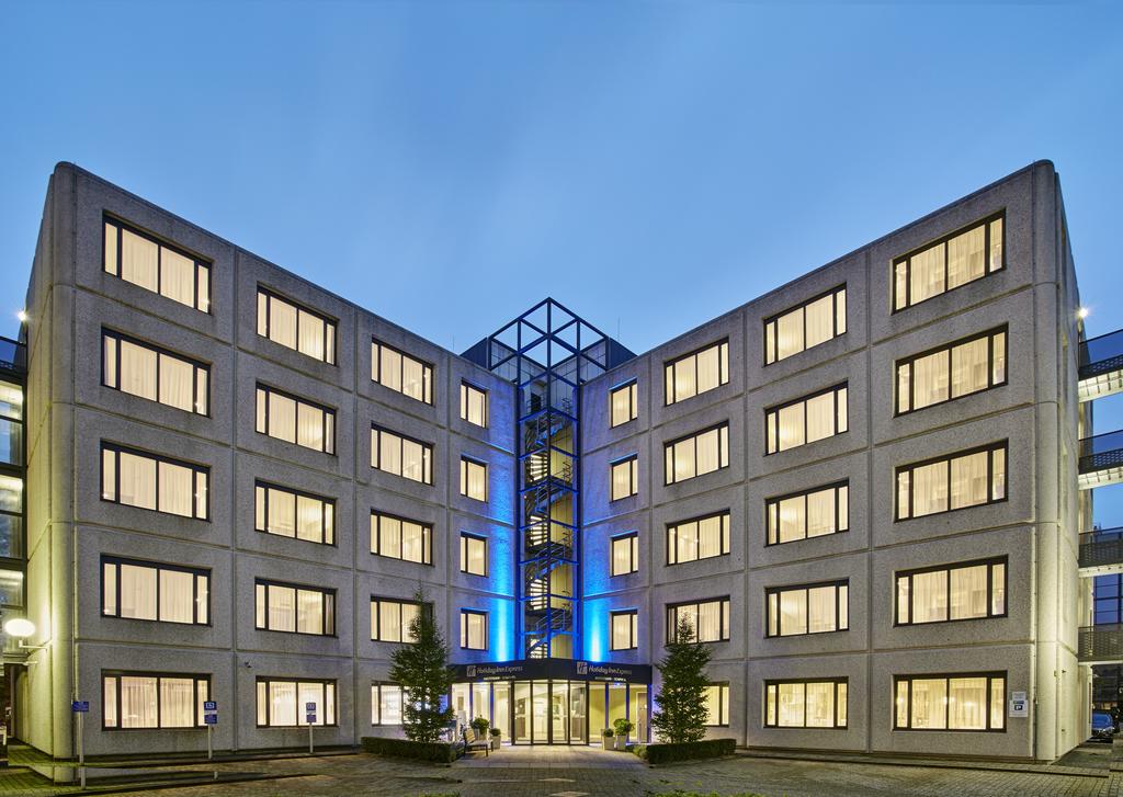 Apex Travel Club - ATC - Holiday Inn Express Amsterdam - Schiphol