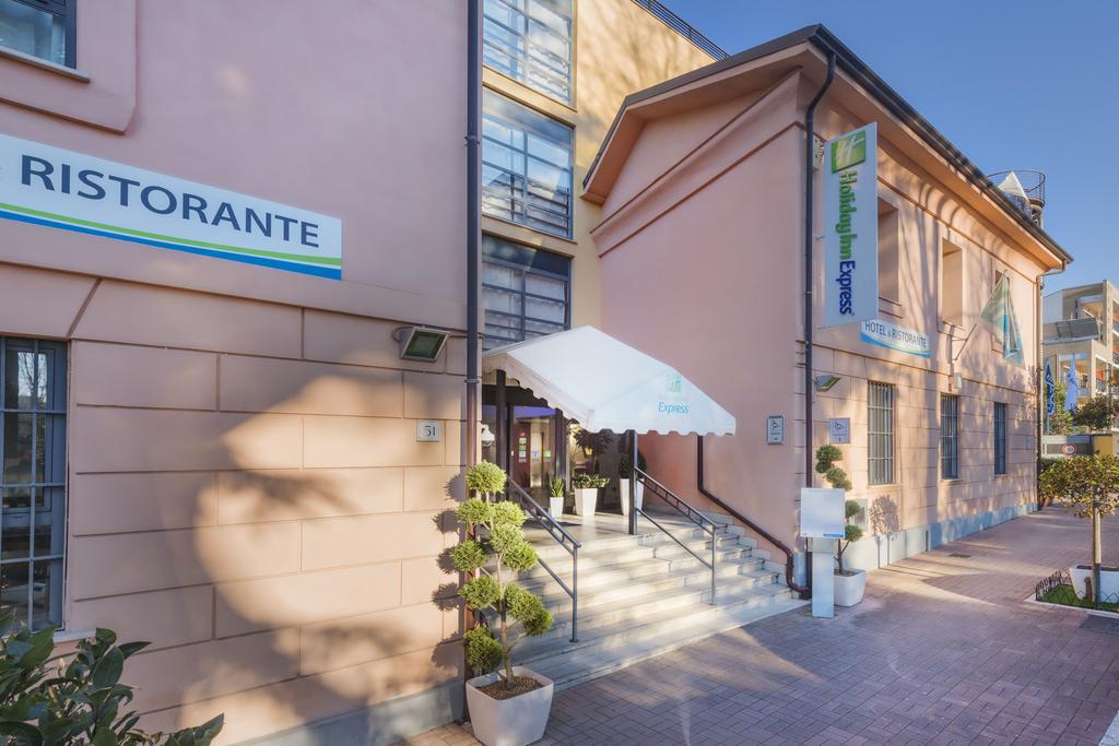 Apex Travel Club - ATC - Holiday Inn Express Rome San Giovanni