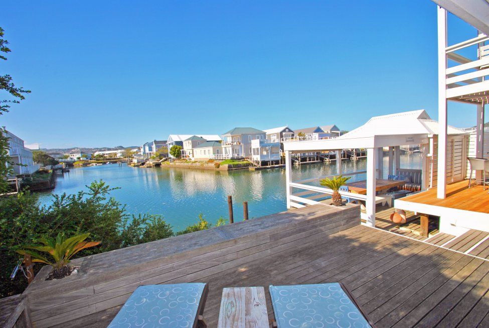 Apex Travel Club - ATC - Thesen Islands - Well Appointed Luxury Apartment