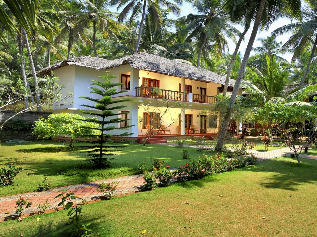 Apex Travel Club - ATC - Abad Harmonia - Resort in Kovalam