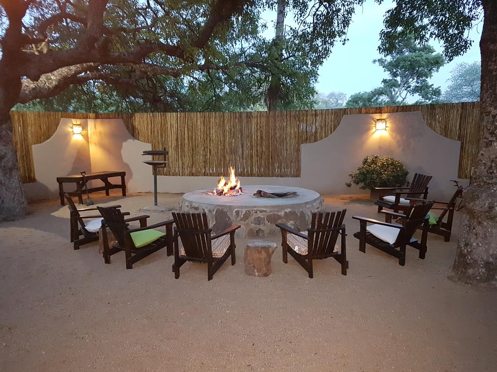 Apex Travel Club - ATC - Unyati Safari Lodge