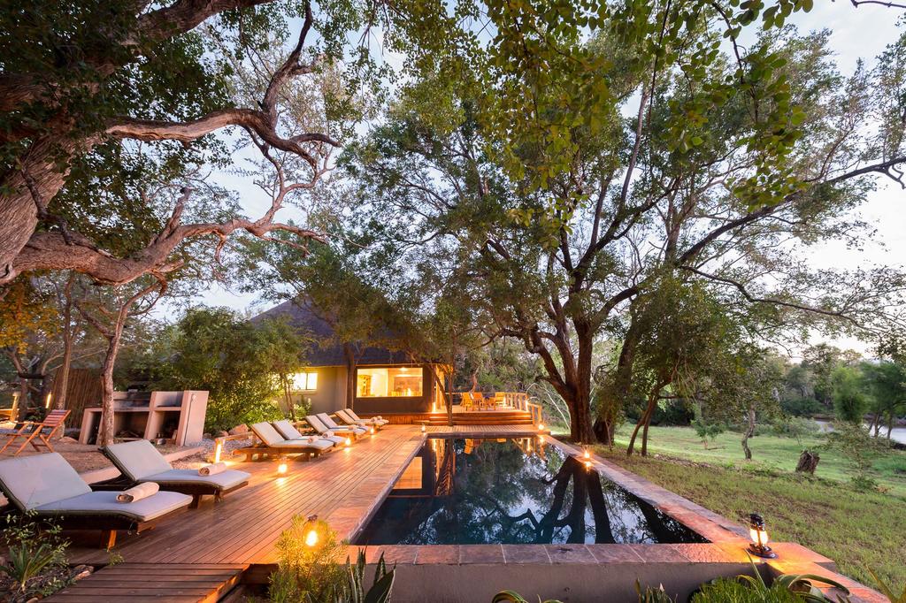 Apex Travel Club - ATC - Rukiya Safari Camp