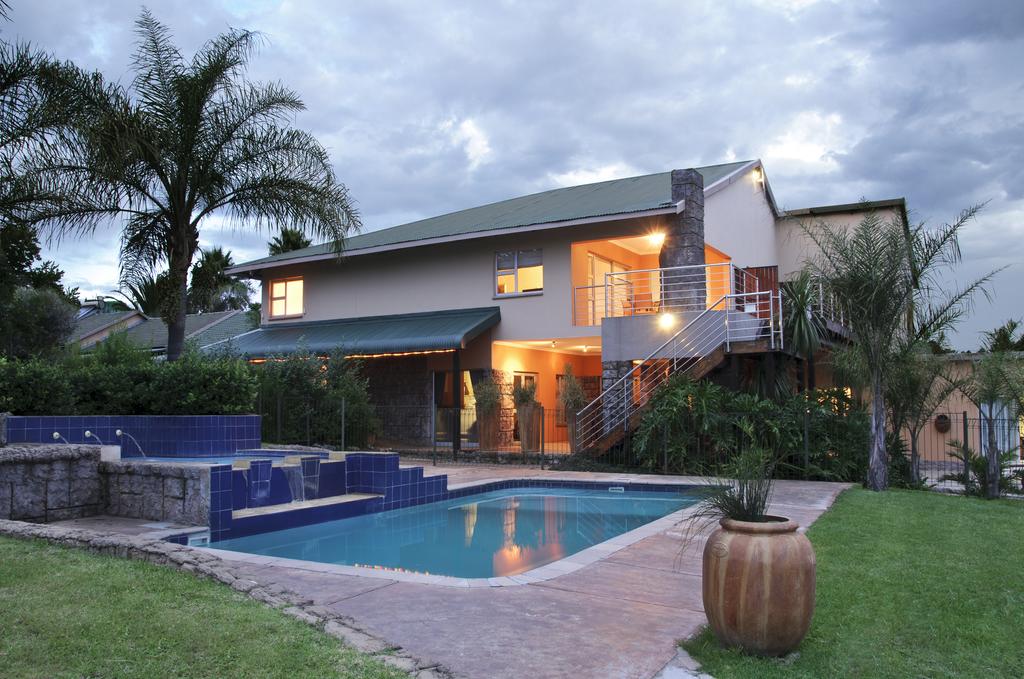 Apex Travel Club - ATC - Country Park Guest House