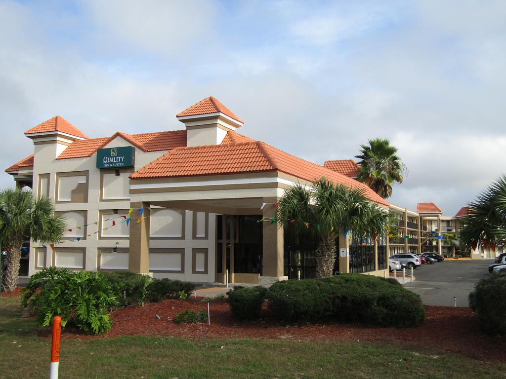 Apex Travel Club - ATC - Quality Inn & Suites Kissimmee By The Lake