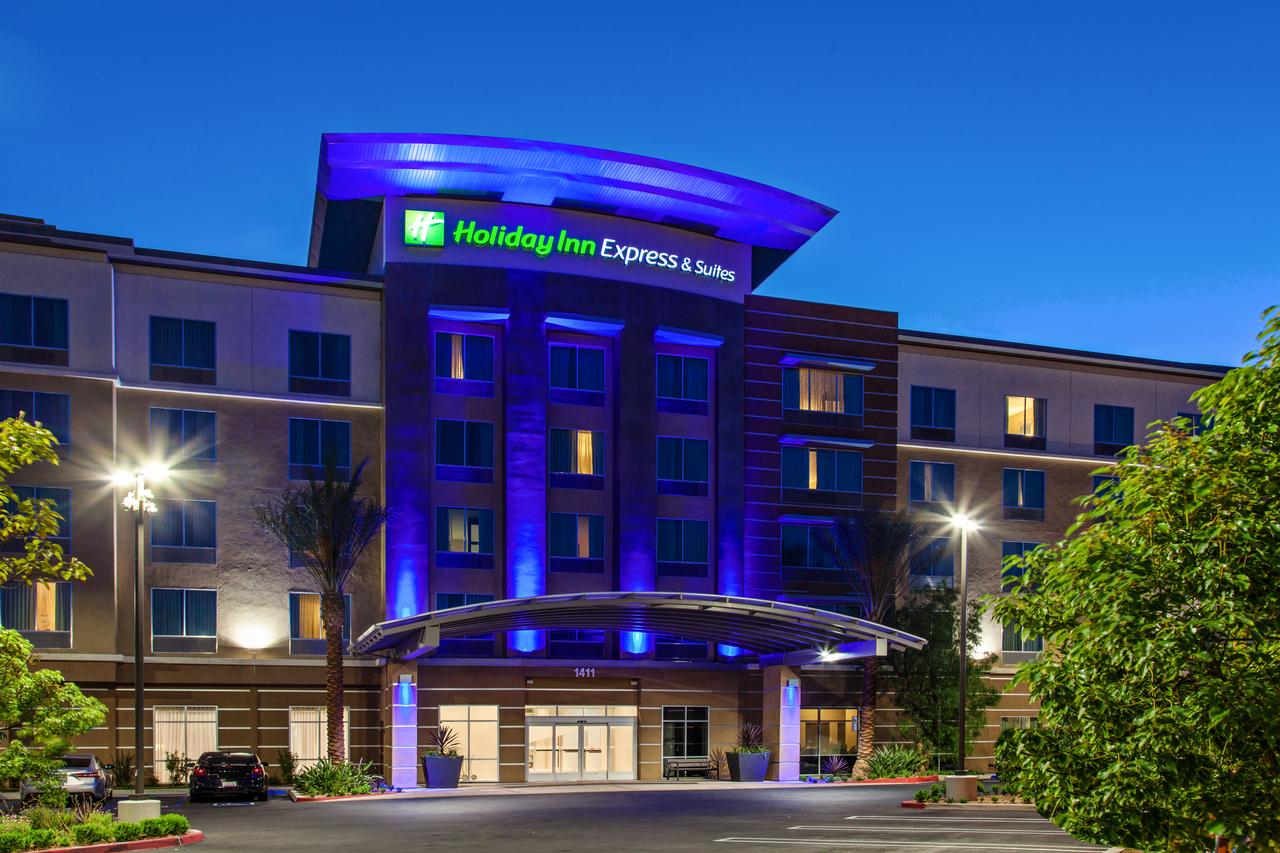 Apex Travel Club - ATC - Holiday Inn Express & Suites Anaheim Resort Area