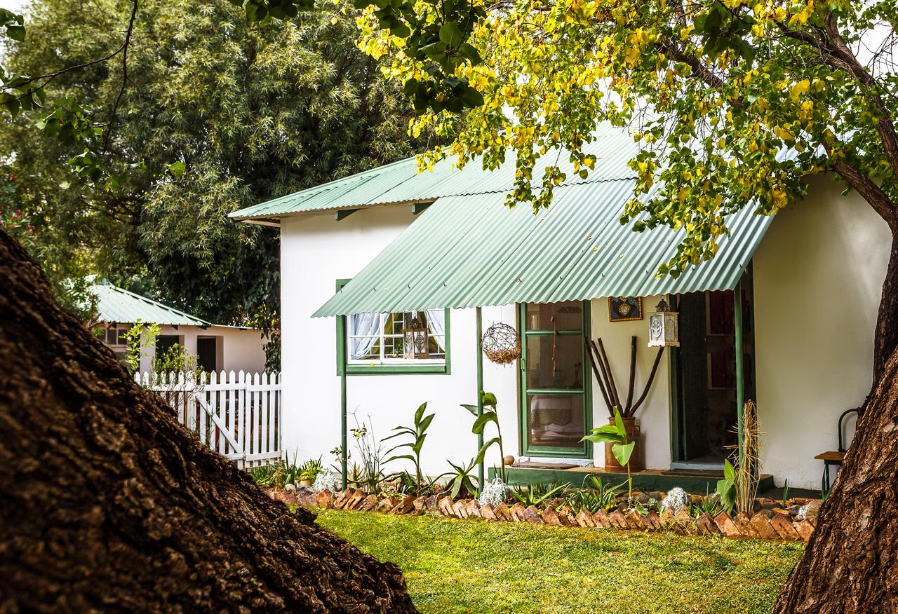 Apex Travel Club - ATC - Karoo Pandok Guesthouse And Restaurant