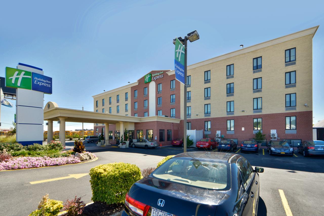 Apex Travel Club - ATC - Holiday Inn Express New York JFK