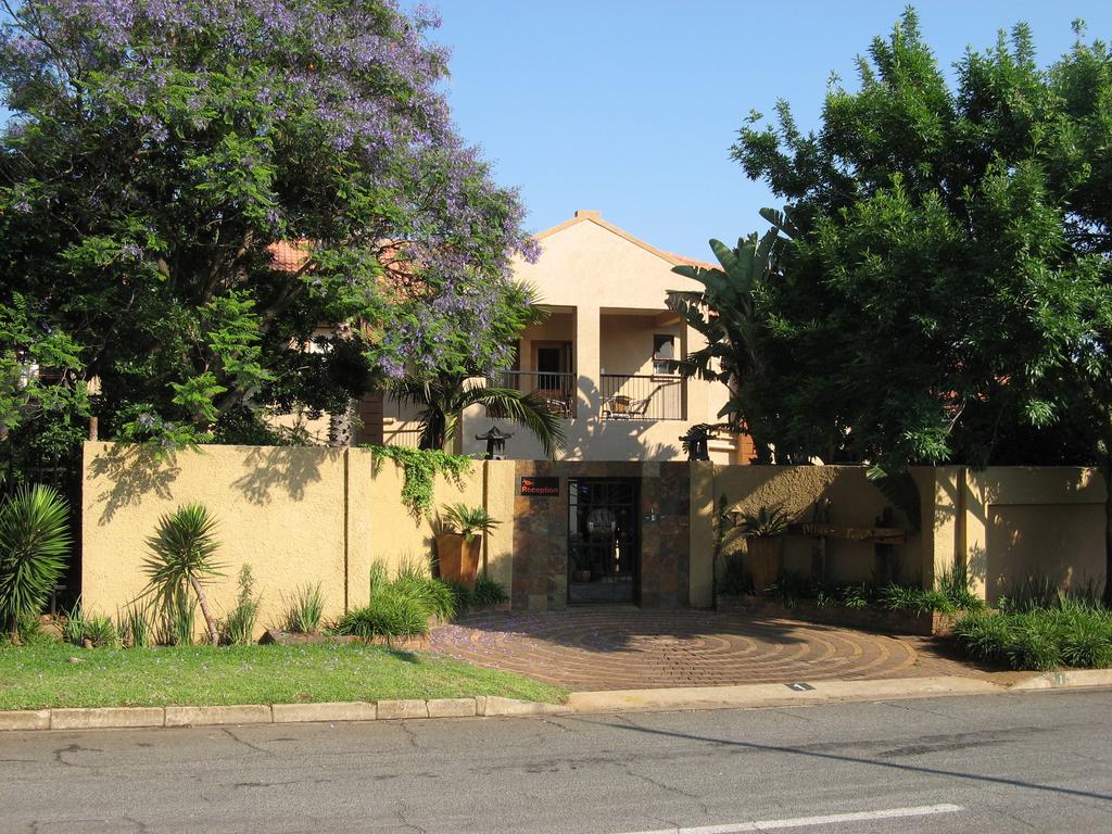 Apex Travel Club - ATC - African Footprints
