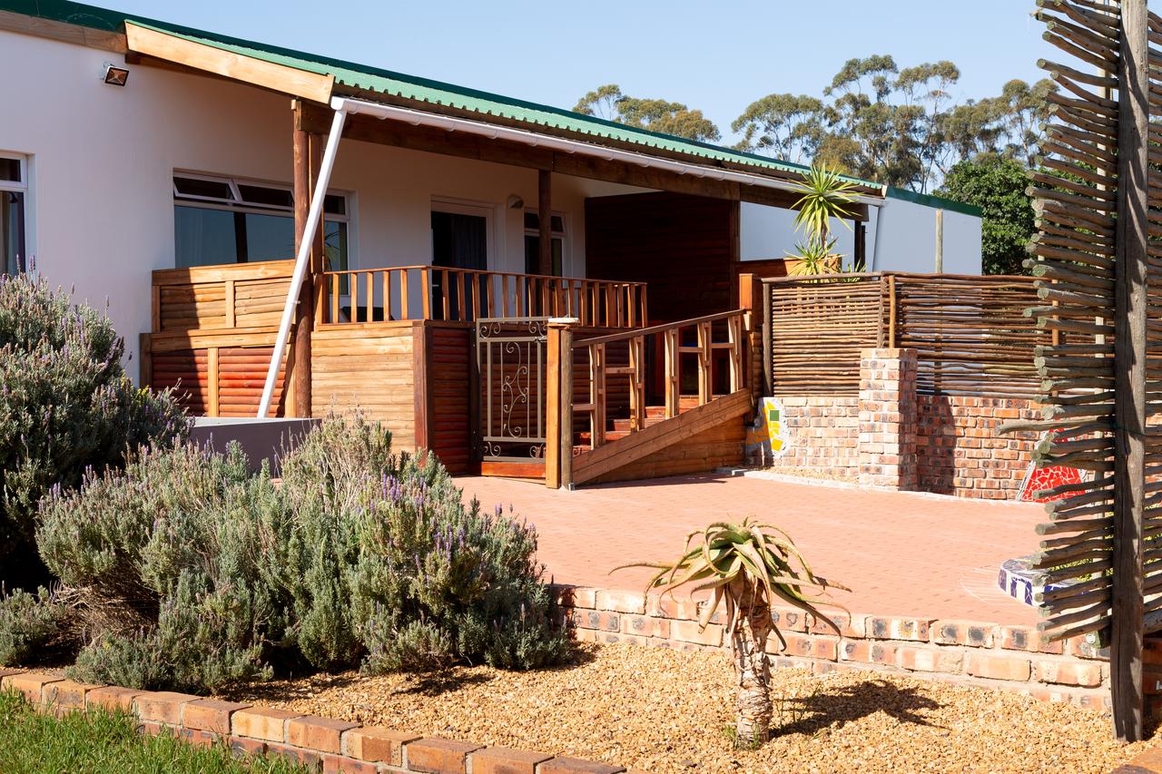 Apex Travel Club - ATC - Capelands Wine Farm