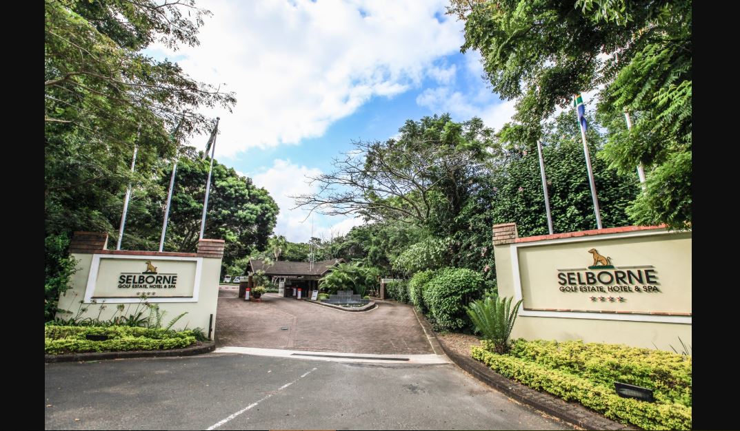Apex Travel Club - ATC - Little Green Sunbird - Selborne Luxury Villas