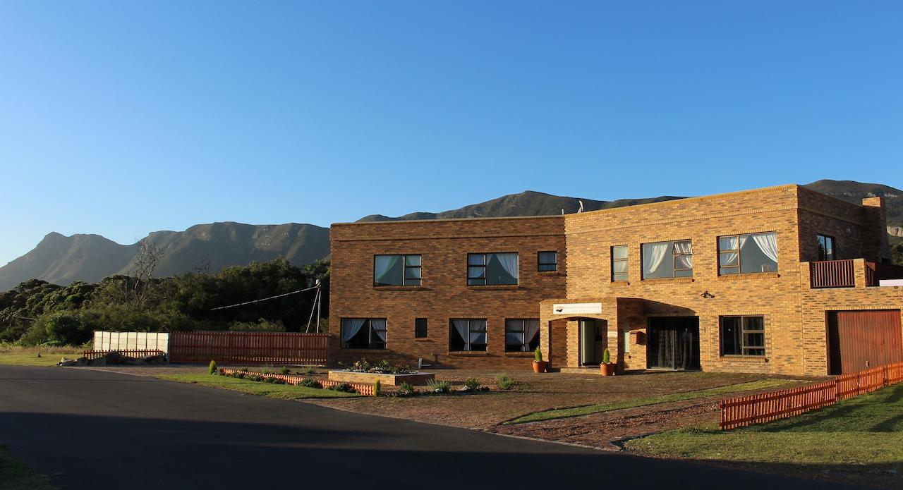 Apex Travel Club - ATC - Mountain View Manor Guesthouse