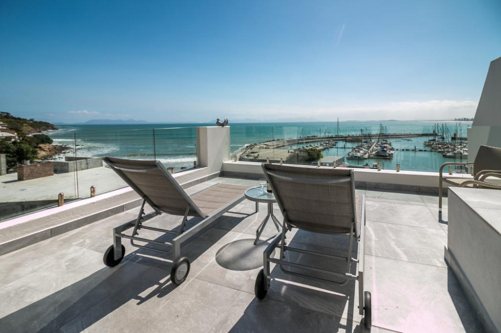 Apex Travel Club - ATC - Bikini Beach Penthouse