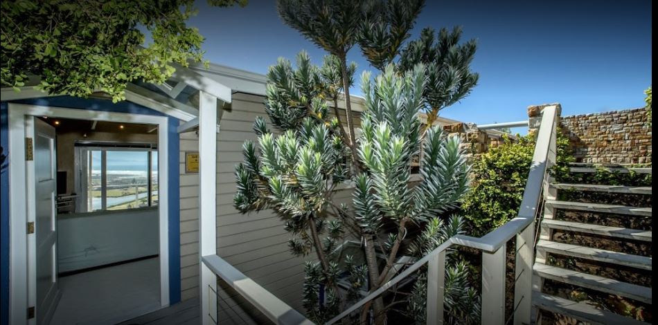 Apex Travel Club - ATC - Blue Bay View Guesthouse