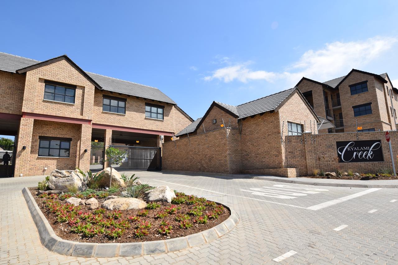 Apex Travel Club - ATC - Kyalami Creek Luxury Apartments