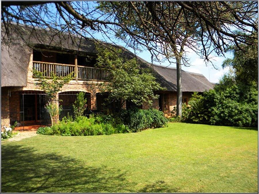 Apex Travel Club - ATC - Ruimsig Golf View Manor and Conference Centre