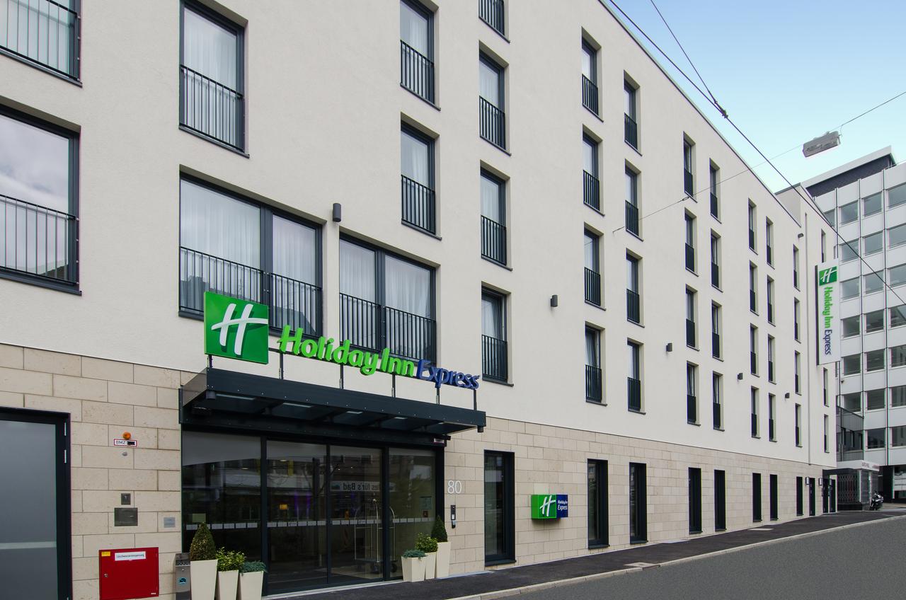 Apex Travel Club - ATC - Holiday Inn Express Dusseldorf - City