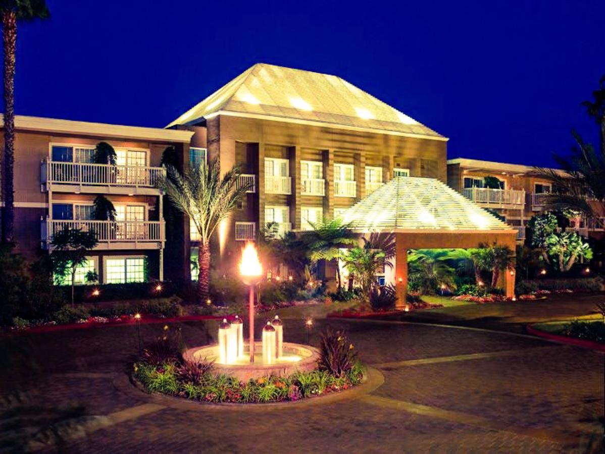 Apex Travel Club - ATC - The Portofino Hotel & Marina