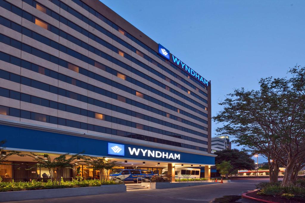 Apex Travel Club - ATC - Wyndham Houston - Medical Center Hotel and Suites