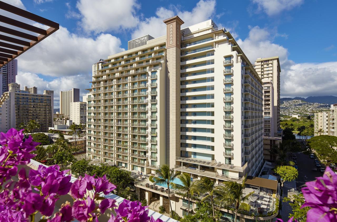 Apex Travel Club - ATC - Hilton Garden Inn Waikiki Beach