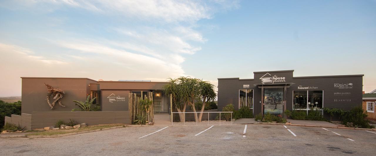 Apex Travel Club - ATC - The House Quarters