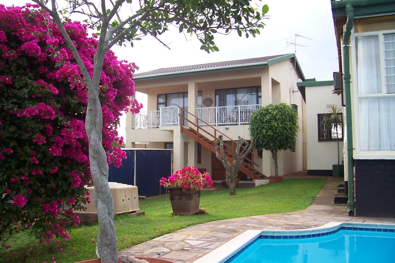 Apex Travel Club - ATC - Birdcage Bed & Breakfast
