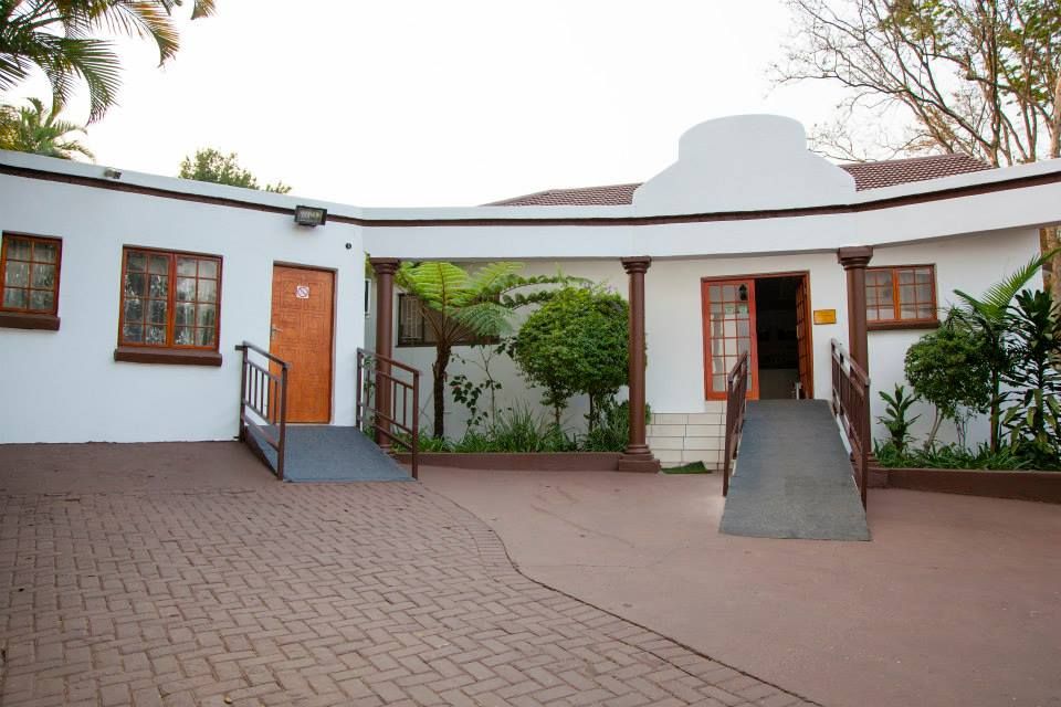 Apex Travel Club - ATC - Lapologa Bed and Breakfast