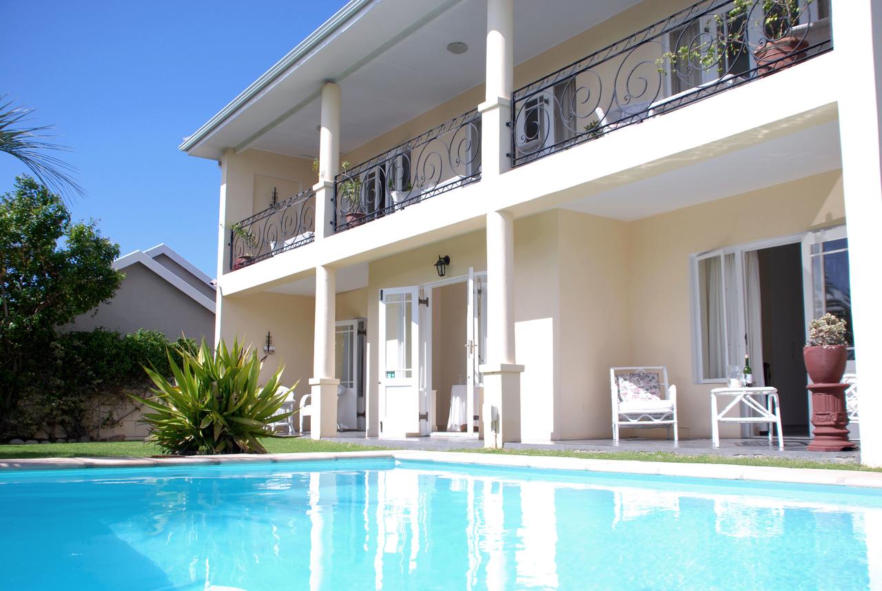 Apex Travel Club - ATC - Mandalay Guest House
