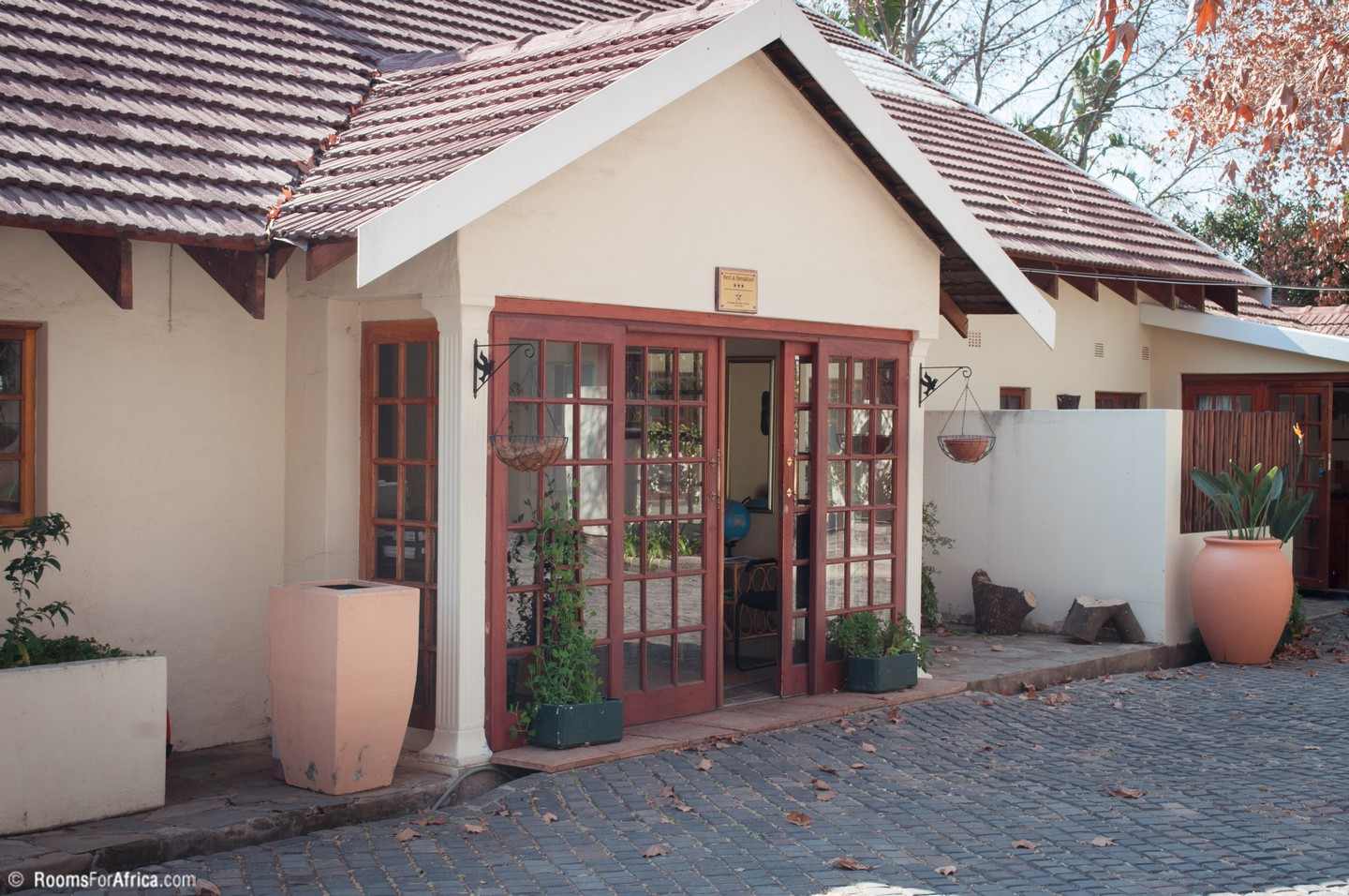Apex Travel Club - ATC - Dennis Road Guest House