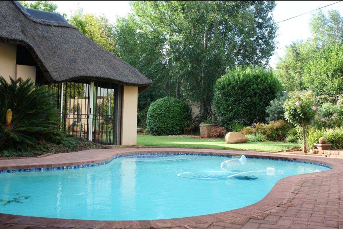 Apex Travel Club - ATC - Amity Guest House
