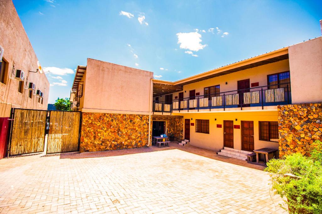 Apex Travel Club - ATC - Coyotes Hotel & Conference Centre