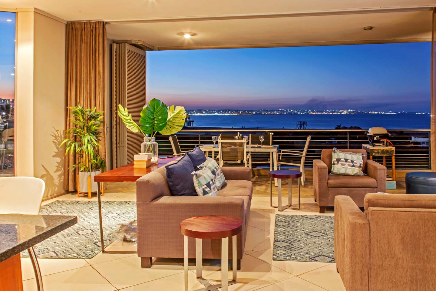 Apex Travel Club - ATC - Point Waterfront Apartments