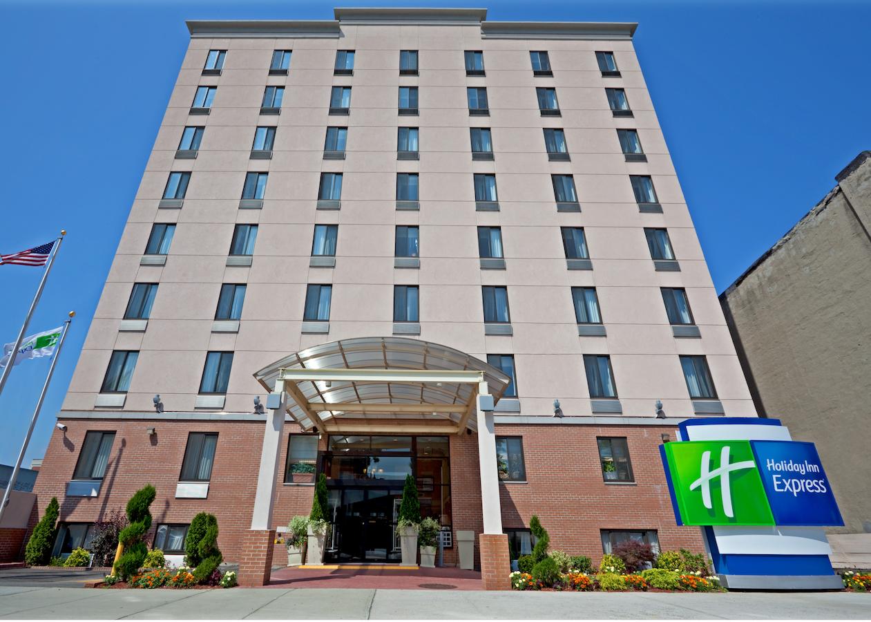 Apex Travel Club - ATC - Holiday Inn Express New York-Brooklyn