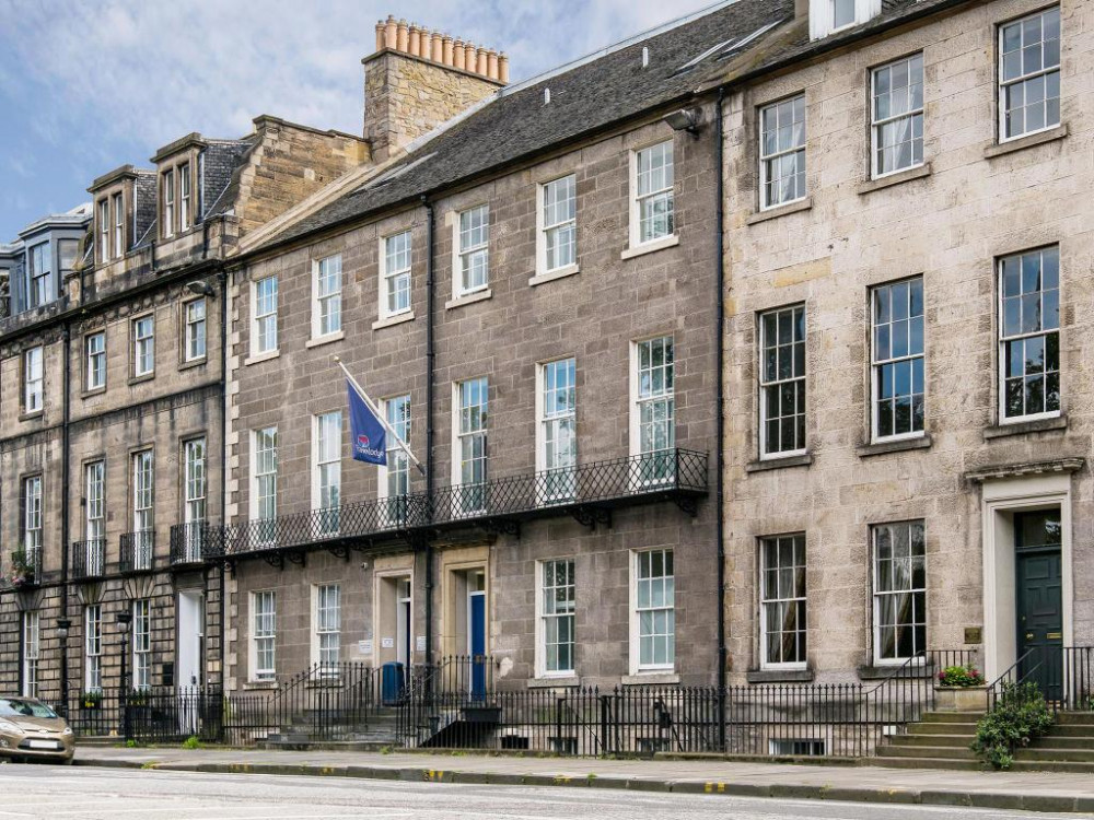 Apex Travel Club - ATC - Travelodge Edinburgh Central Queen Street