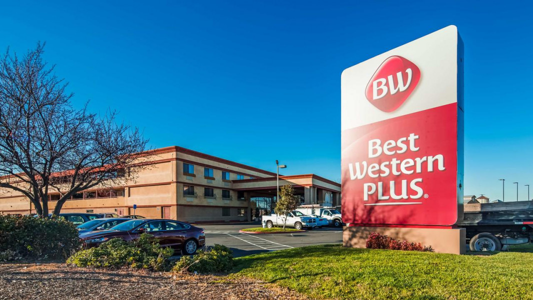Apex Travel Club - ATC - Best Western Plus Orchid Hotel & Suites