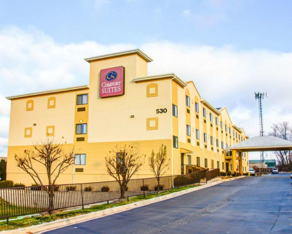 Apex Travel Club - ATC - Comfort Suites Lombard