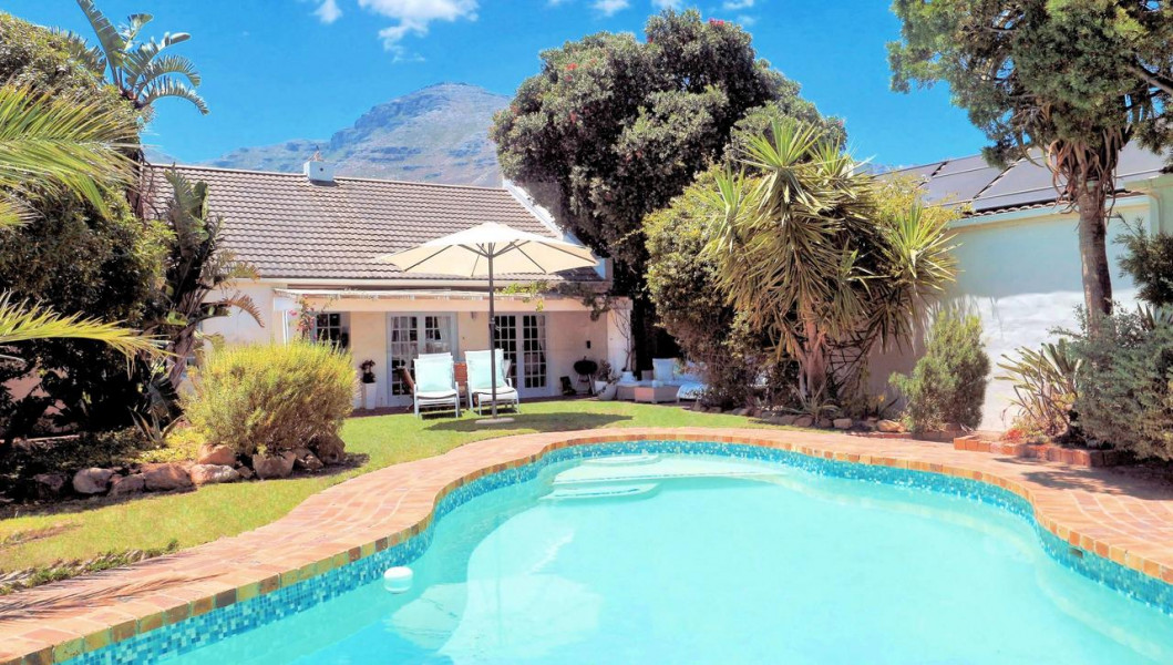 Apex Travel Club - ATC - Hout Bay Beach Cottage