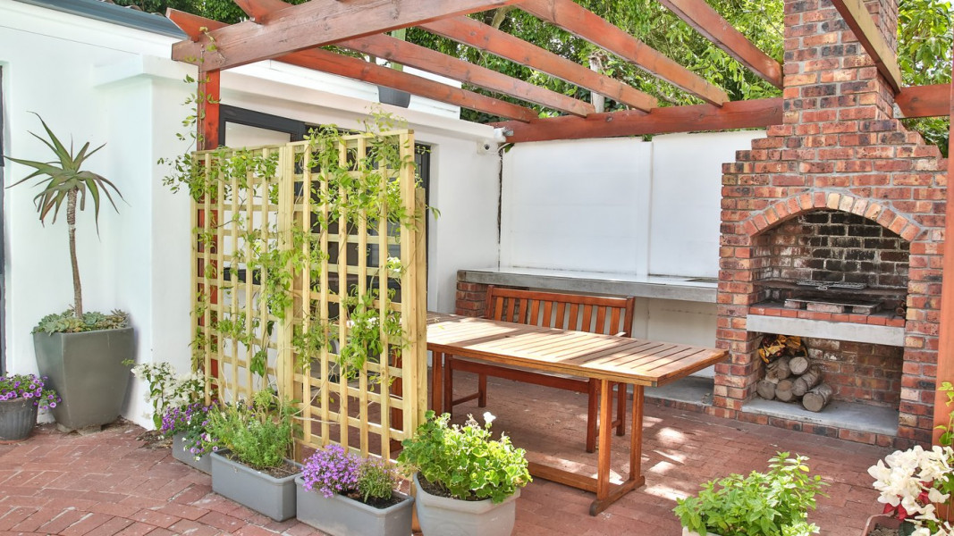 Apex Travel Club - ATC - Newlands Cottages - Chameleon Cottage
