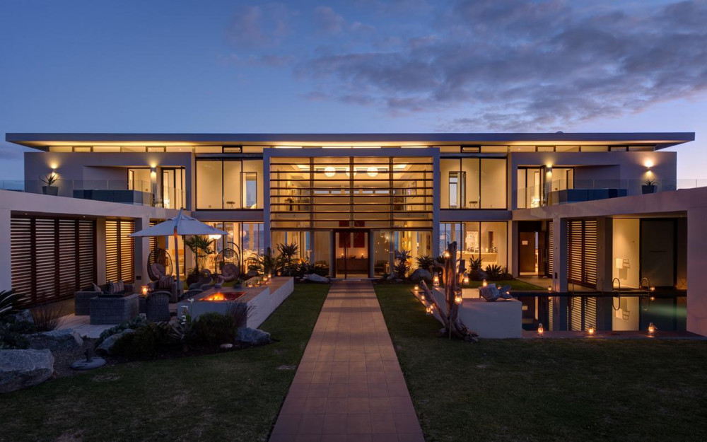 Apex Travel Club - ATC - Oceans Luxury Guest House
