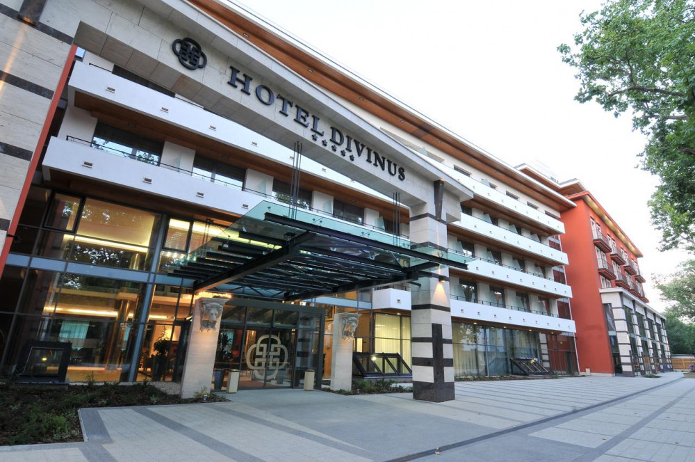 Apex Travel Club - ATC - Hotel Divinus