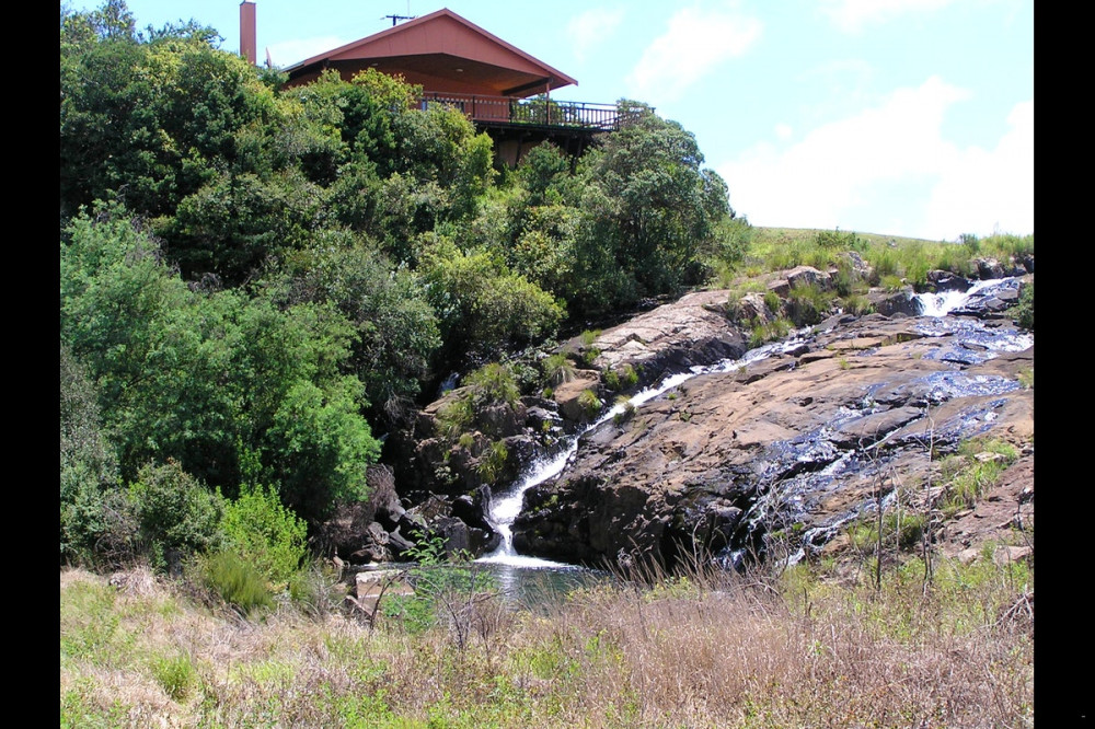 Apex Travel Club - ATC - Tillietudlem Game Reserve - Hleka Manzi Lodge