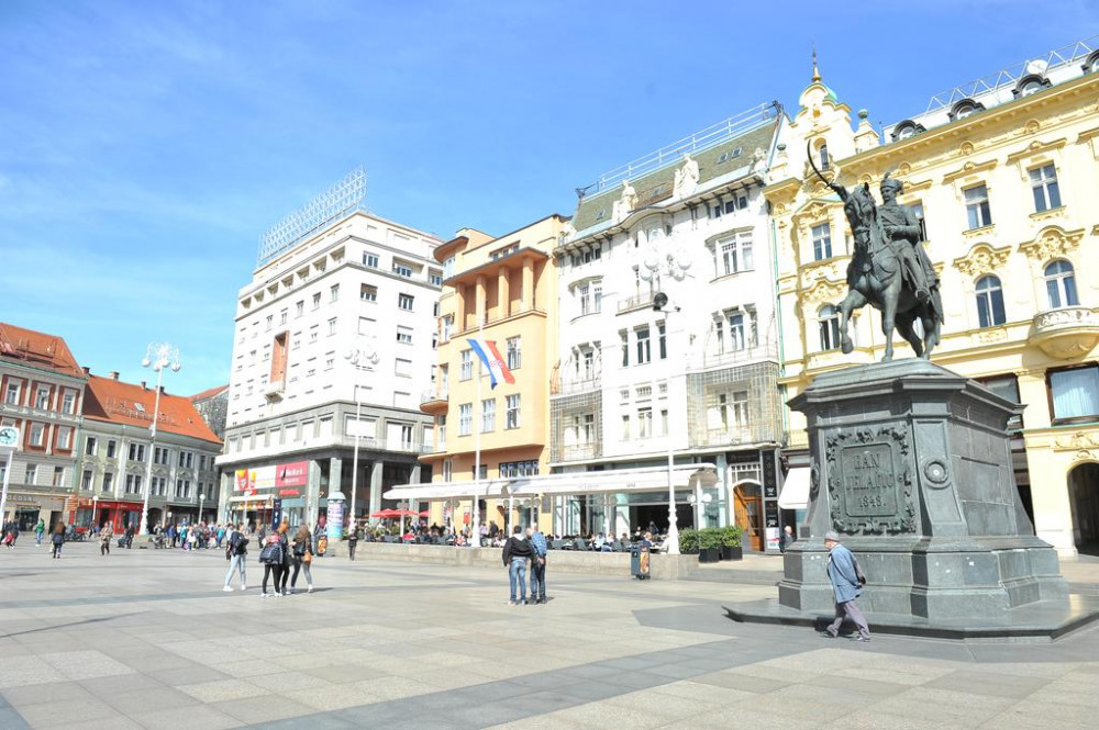 Apex Travel Club - ATC - Main Square Residence