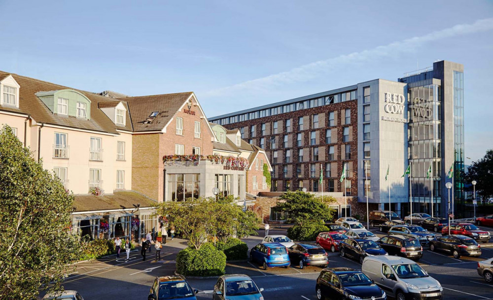 Apex Travel Club - ATC - Red Cow Moran Hotel