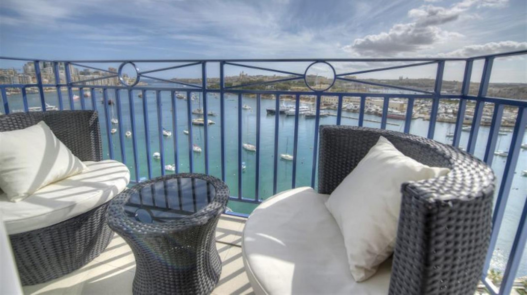 Apex Travel Club - ATC - The Waterfront Hotel