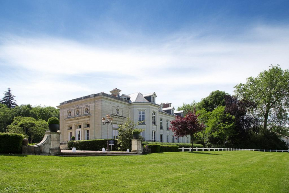 Apex Travel Club - ATC - Hotel Novotel Château de Maffliers