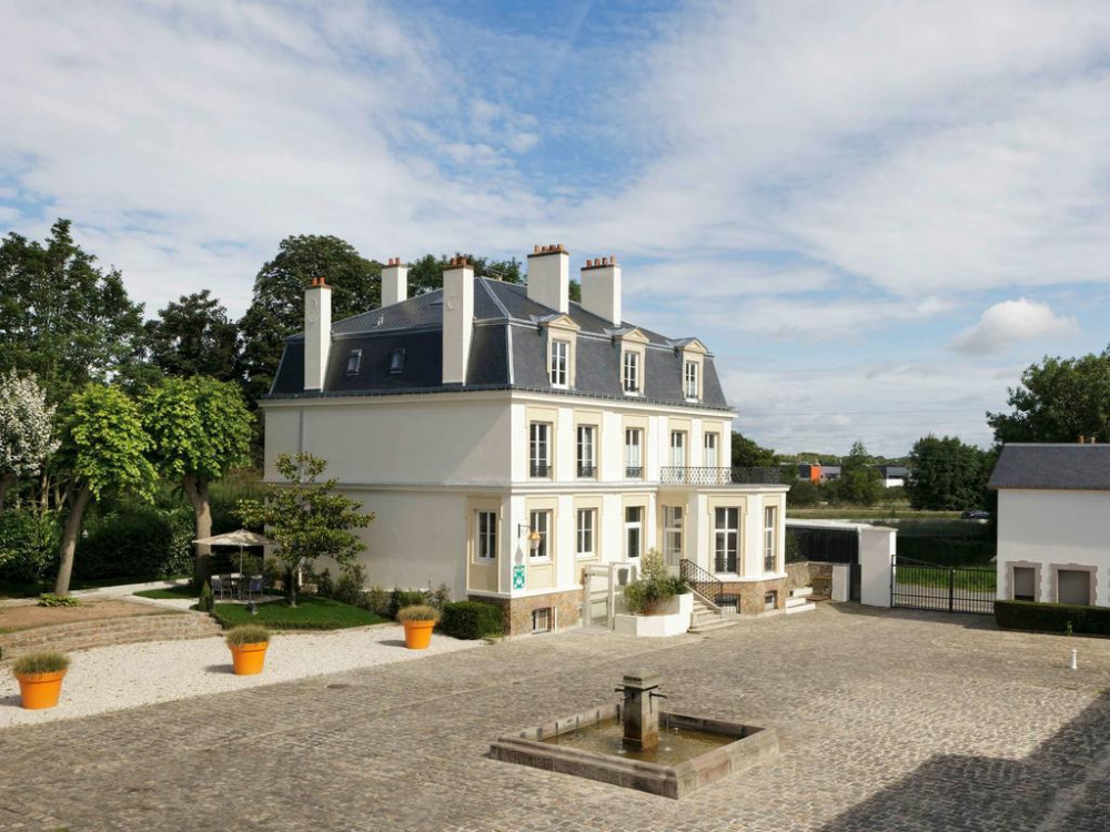 Apex Travel Club - ATC - Hotel Novotel Paris Saclay