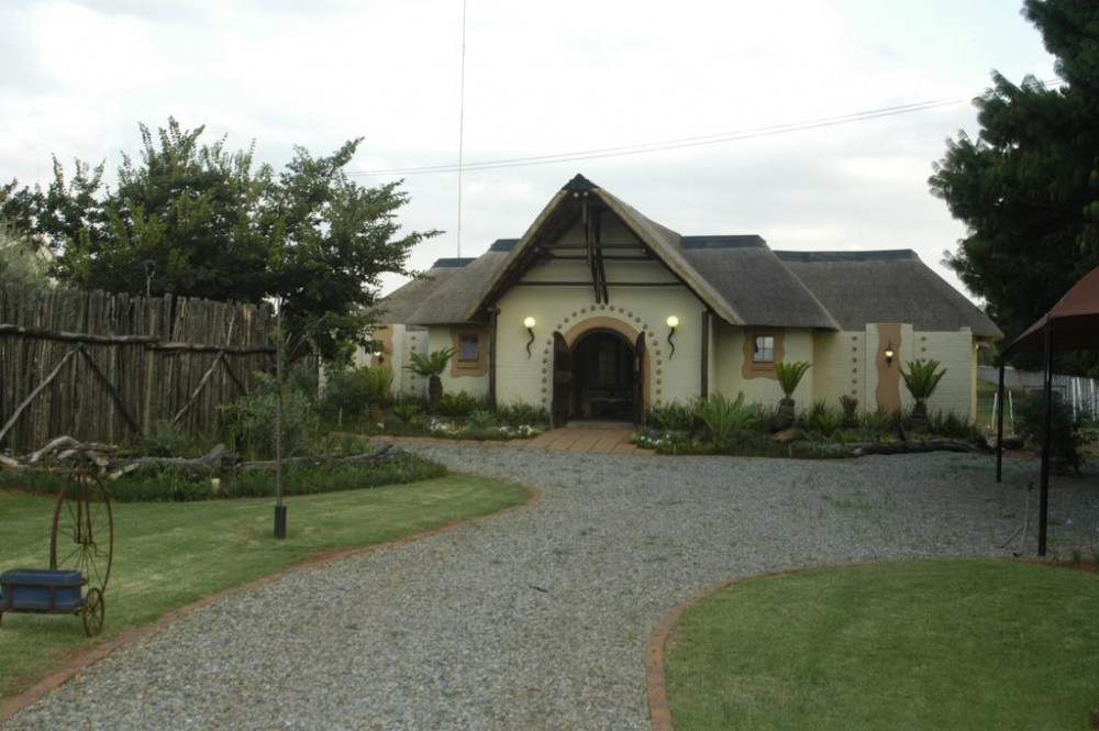 Apex Travel Club - ATC - African Silhouette Guesthouse