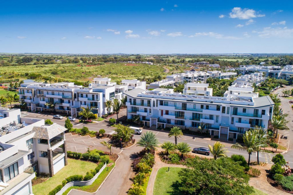 Apex Travel Club - ATC - Life in Blue: Azuri Residences