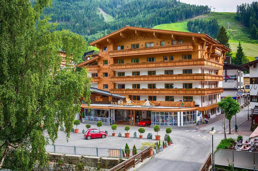 Apex Travel Club - ATC - Hotel Glemmtalerhof - Neighbouring Building Of The Pension