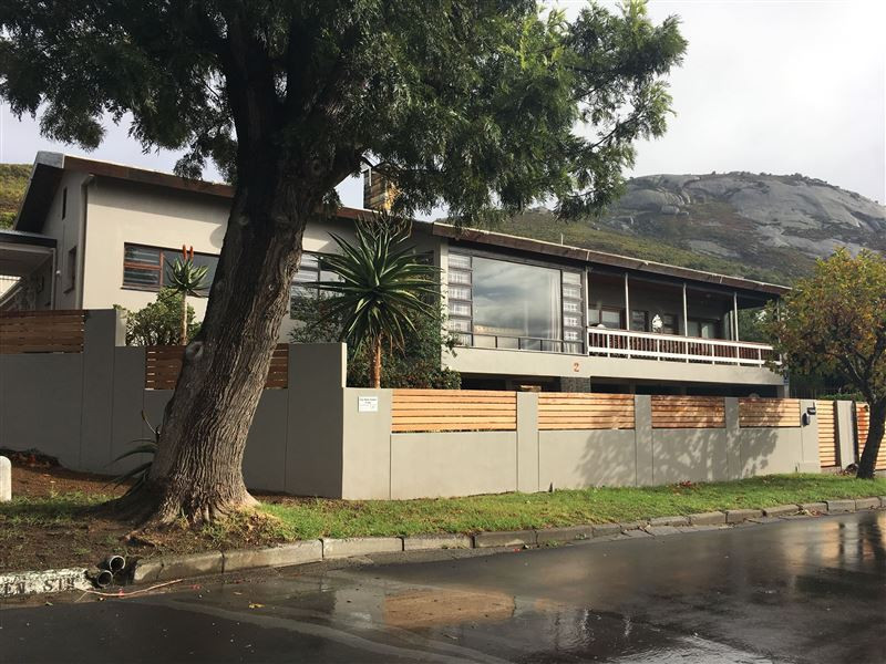 Apex Travel Club - ATC - A'Queenslin Guesthouse