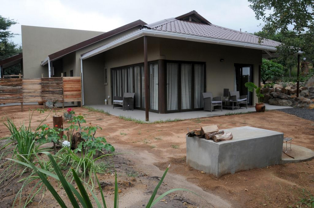 Apex Travel Club - ATC - Ukuthula Cottages - luxury `bed in the bush´
